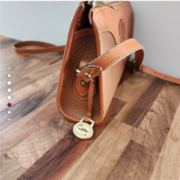 Vintage Dooney & Bourke All Weather Leather Organizer Bag – Saddle Tan‎ / USA - Picture 7 of 12